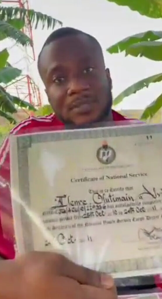 Man set all is educational certificates ablaze due to joblessness in Nigeria 