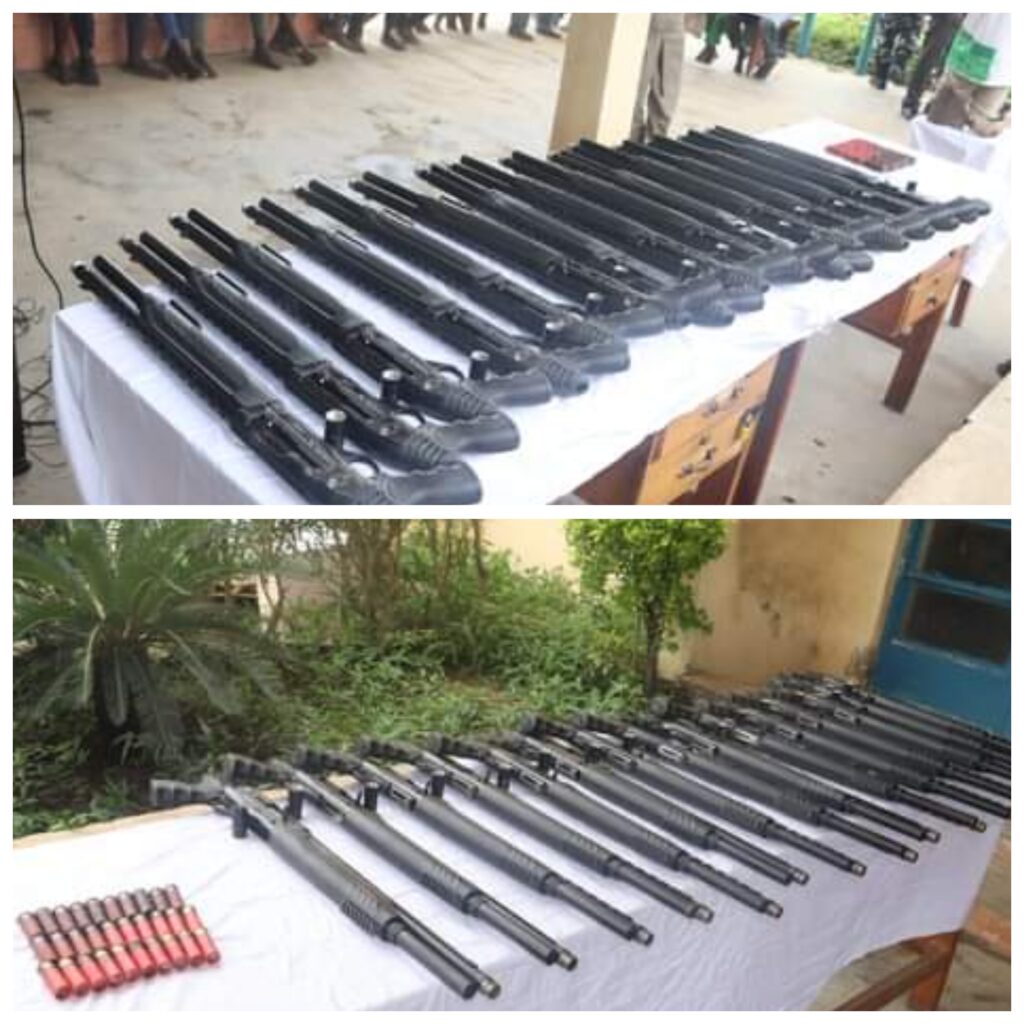 Breaking: Police Seize 15 Pump Action Rifles from Suspected Gunrunners in Niger State